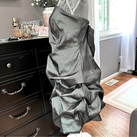 Wish Wish Wish Strapless Gray Metallic Bubble Hem Cocktail Dress Size 20 - Picture 3 of 13